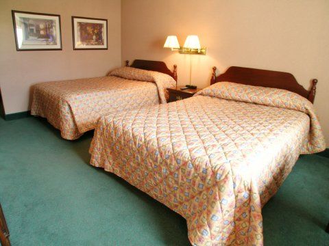 Moberly Inn & Suites Room photo